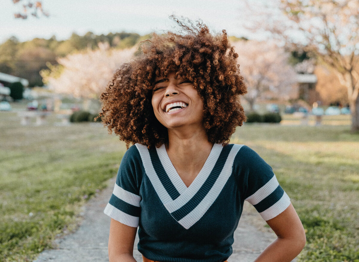 Denti più bianchi per attore a Roma e nei comuni limitrofi